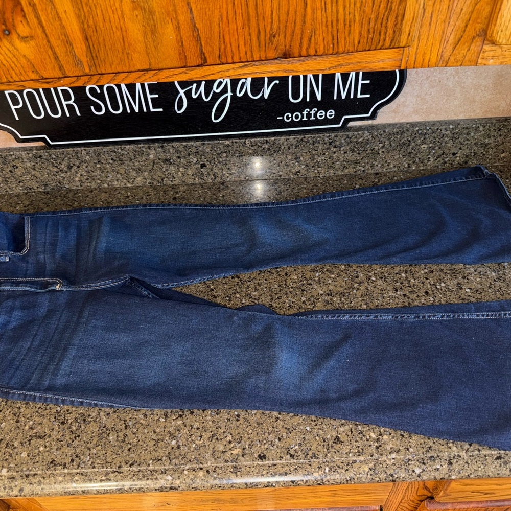 Hollister Women's Dark Blue Flare Jeans